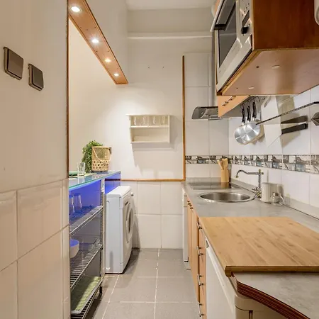 Joivy Cosy Apt Near Marionette Museum * Lisboa